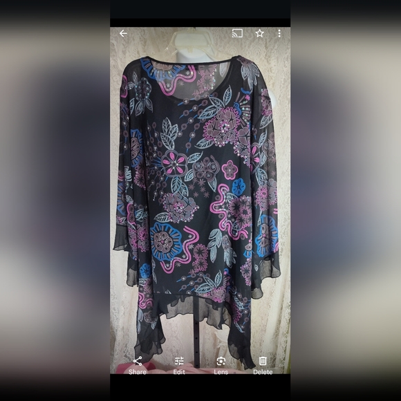 Joan Rivers Tops - Joan River Dressy Sparkle Top NWOT